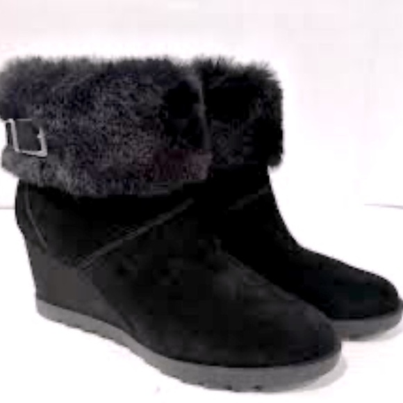 Koolaburra Shoes - KOOLABURRA ELLADINE BLACK SUEDE FUR WEDGE BOOTS
